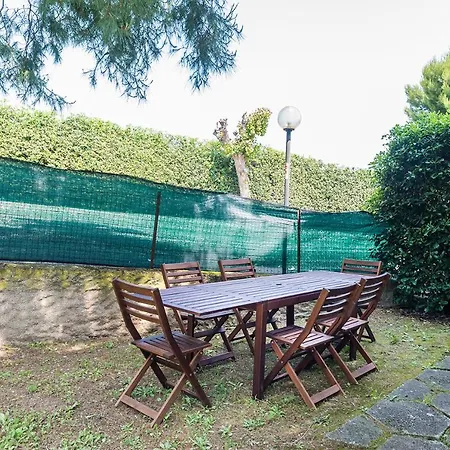 Apartment M083 - Marcelli, Trilocale Con Giardino Al Mareverde